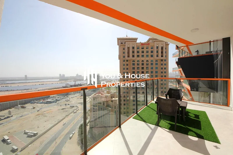 Stylish & Luxury Furnished 2 BR I On High Floor I With Pool & Creek View63740102472195112