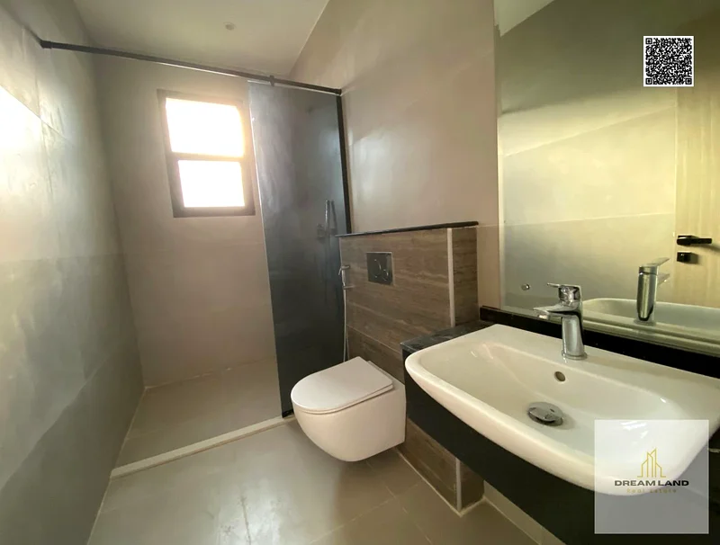 A villa at a price including registration and ownership fees on the main street, ready for occupancy in the most prestigious areas of Ajman, freehold63904698066817114