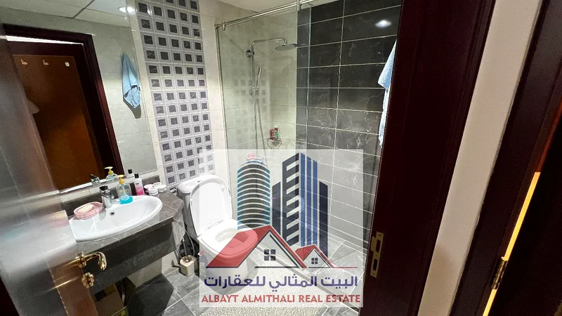 🏢 For Sale – Spacious 3-Bedroom Apartment in Conquer Tower, Ajman Industrial 1 🏢  📍 Location: Conquer Tower, Ajman Industrial 1 – a prime area clos63865233868673112