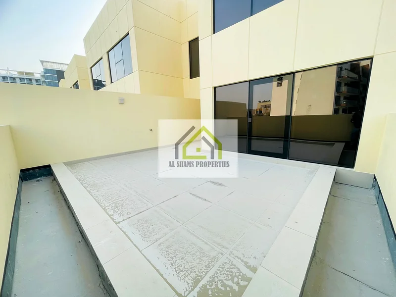 ONE CALL | ONE AGENT | MULTIPLE OPTIONS IN JVC63788236542210113