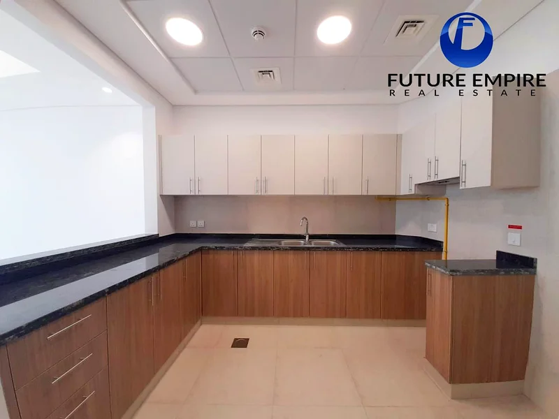 Spacious 1BHK + Laundry | Close to Park & Metro63724887846658114