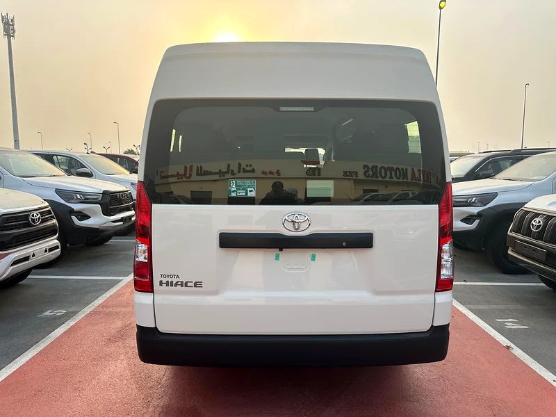 Toyota Hiace 3.5L PETROL MANUAL,13SEATS,HIGH/ROOF 202563612449226113114