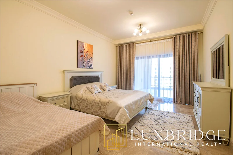 مؤثث بالكامل | تراس كبير | شاغر63654982313217114