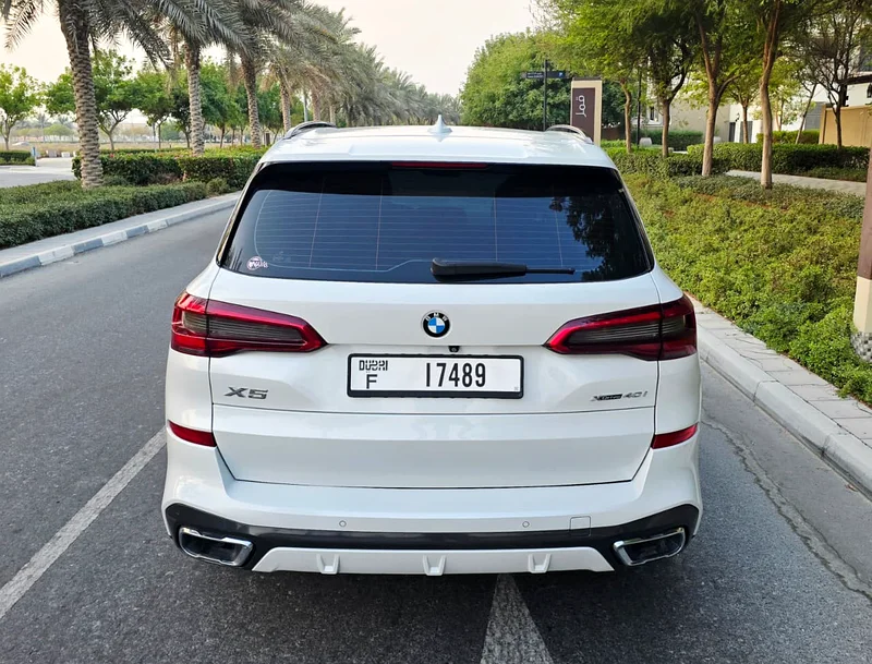 2019 Model / GCC Specs / Free Accident / 3.0L Twin Turbo V6 engine / From the owner direct63612446209666114