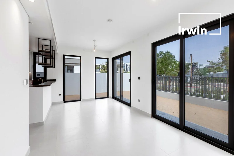 Brand New | Park Backing | Corner Unit63929454339457113