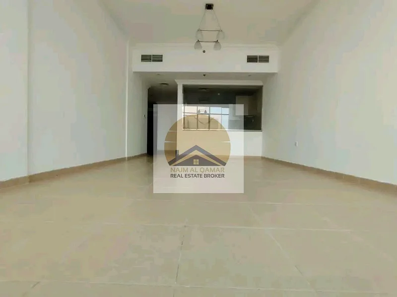 مبنى عائلي 1 غرفة نوم وصالة + حمامين مع شرفة وموقف سيارات مجاني مع جميع المرافق في النهدة دبي بسعر 55 ألف درهم63756587225986111