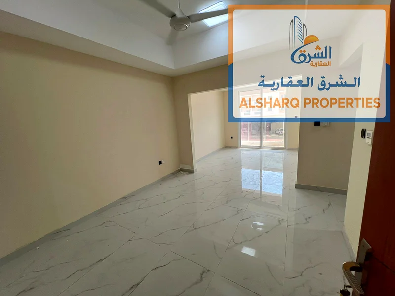 أول مستأجر، شقتان وصالة في الجرف، عجمان، بسعر خاص جدًا63713689437315112