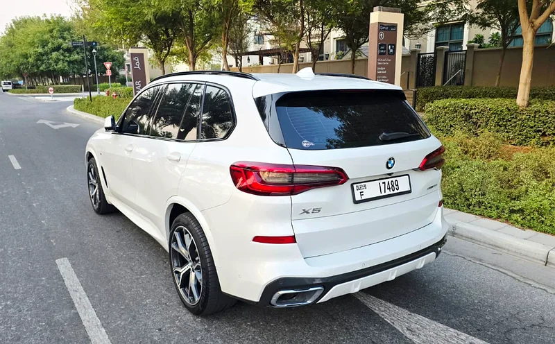 2019 Model / GCC Specs / Free Accident / 3.0L Twin Turbo V6 engine / From the owner direct63612446209666113