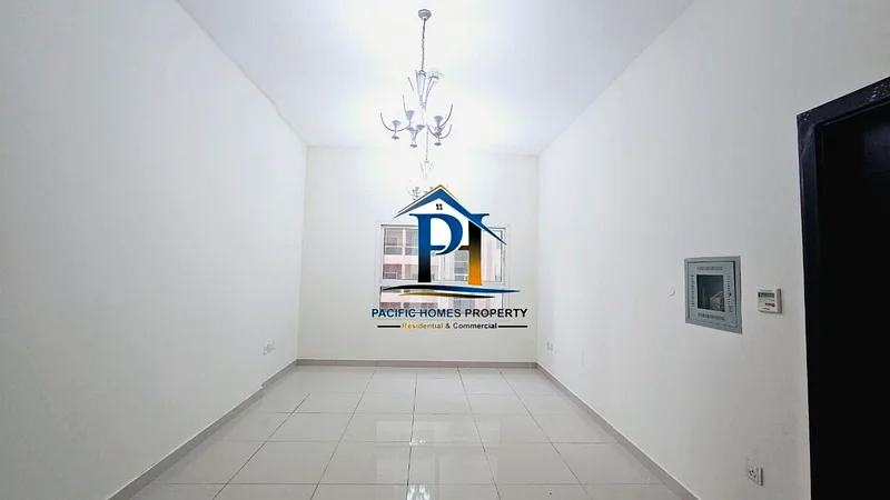 Executive Bachelor Allow Studio Apt Available Near to Zulekha Hosp63756782350081112