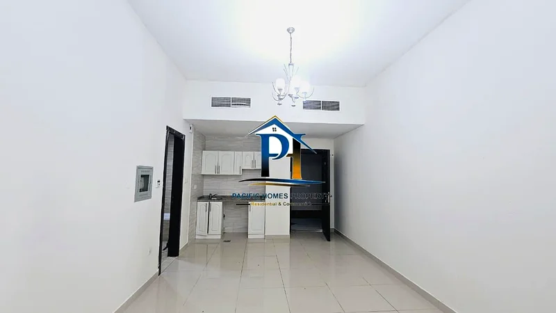 Executive Bachelor Allow Studio Apt Available Near to Zulekha Hosp63756782350081113