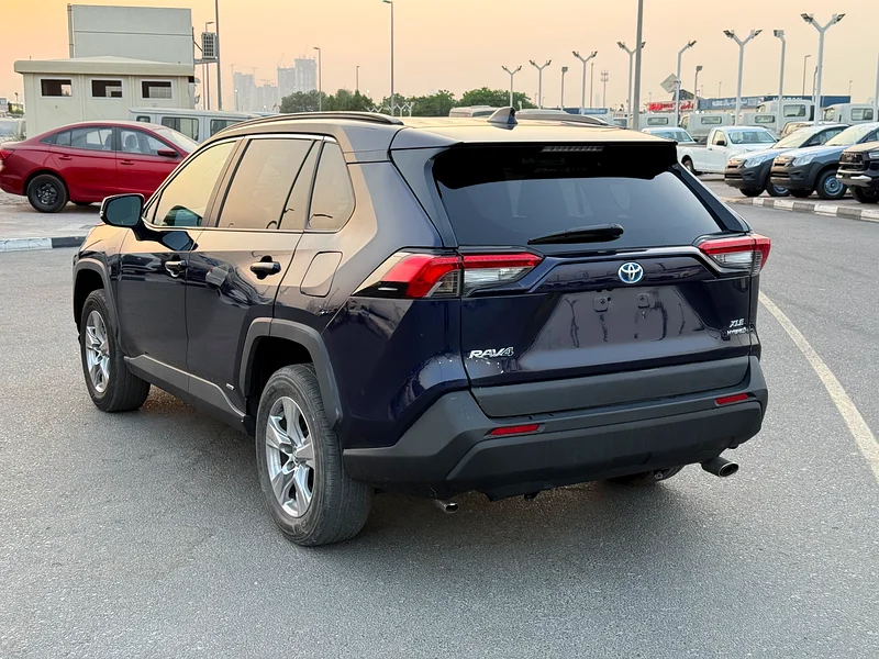 2022 TOYOTA RAV4 XLE HYBRID 4x4 FULL OPTIONS IMPORTED FROM USA63612792358659112