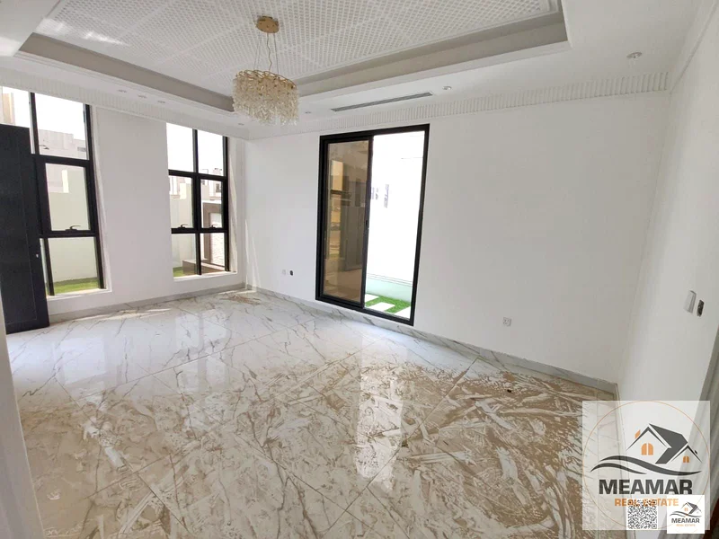 An exceptional opportunity to own a luxurious villa in Al Helio 2, Ajman, with a modern design and spacious area near Al Zahia Hypermarket and opposit63904570347650114