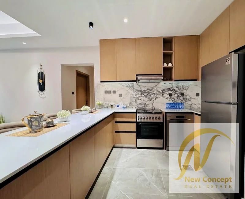 🏡 امتلك شقة فاخرة بإطلالة بانورامية على الخور في عجمان مقابل 8000 درهم إماراتي فقط شهريًا! 🌟63885769385090114