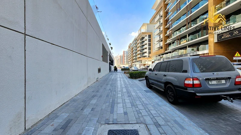 Shell and core prime location street view retail available63621694182402112