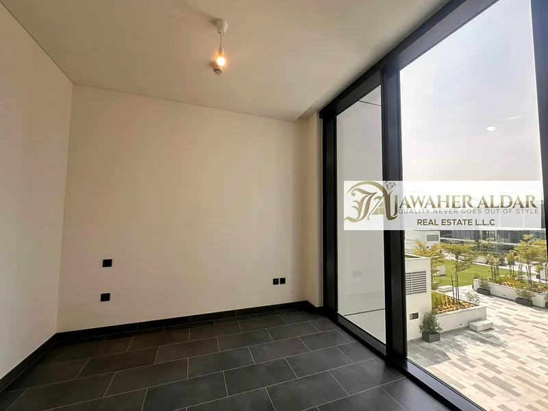 2BR + Laundry room -Pool view - Higher Floor !!!!63758547898499113