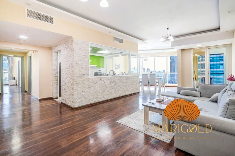 UPGRADED SIMPLEX I GOLF COURSE VIEW I CLOSE TO METRO63749245279617110