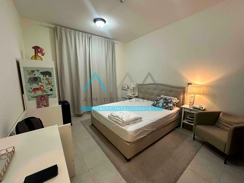 Spacious 1-Bedroom Apartment with Open Views on a High Floor – Available for Rent at 55,000 AED.63728636894593113
