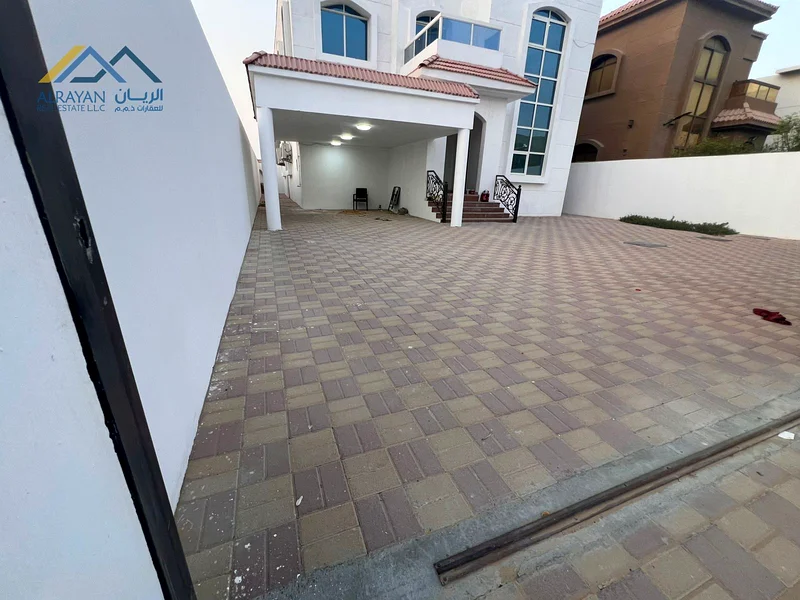 بسعر يشمل الكهرباء والمياه وتكييف الهواء، مباشرة من المالك63868519987457111