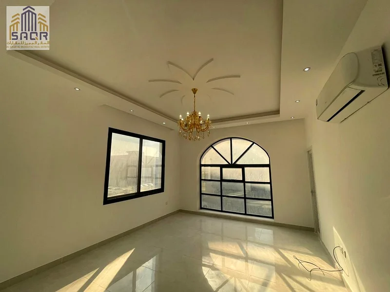 A villa at a special price, ready to move in, 5 rooms, in a prime location close to all services, freehold63878813488258113