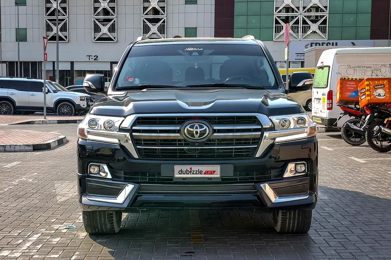 3343 درهم/شهريًا | تويوتا لاند كروزر VXR 2021 | مواصفات خليجية | المرجع 36236563613130243971111