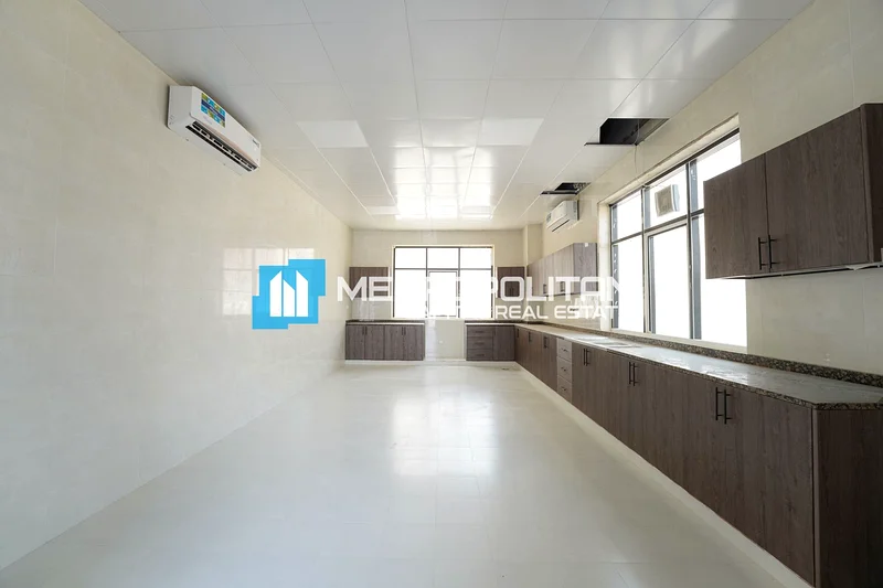 Corner 6BR| Maids Room| Roof Floor| Pool And Gym63838854503169112
