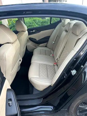 2020 Nissan MAXIMA 照片 11