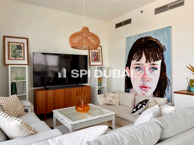 3 غرف نوم + خادمة | موقع متميز | مفروشة بالكامل63804773740545113
