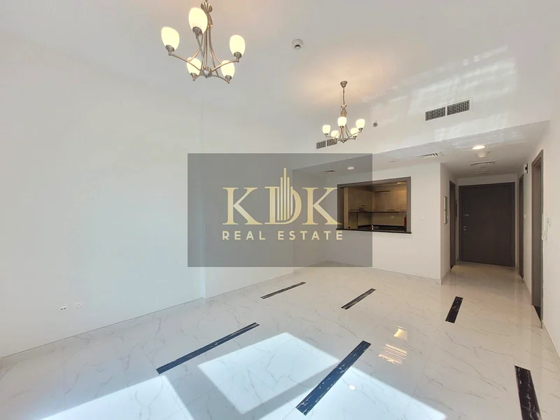 High Floor / Low price/Next to community Park63786429692546111
