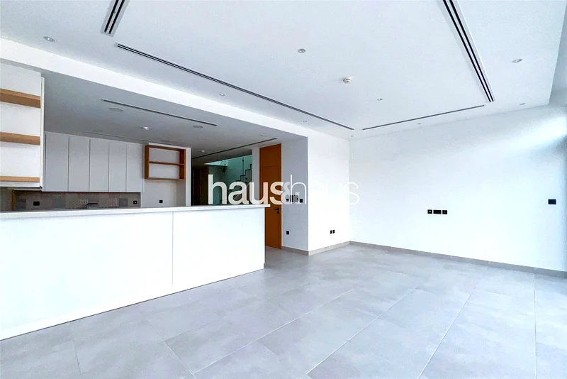 3 Bed | Golf Community | Single Row63927290778369110
