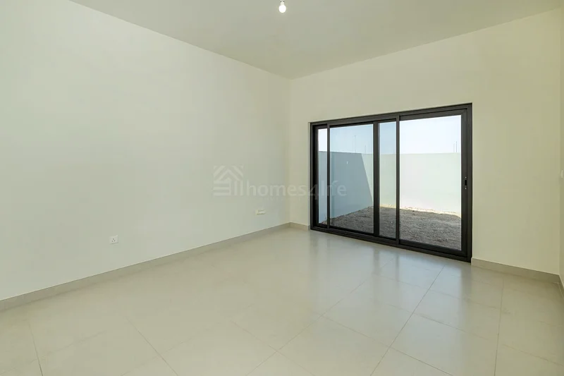 All Ensuite | Middle Unit | Single Row63750835522561113