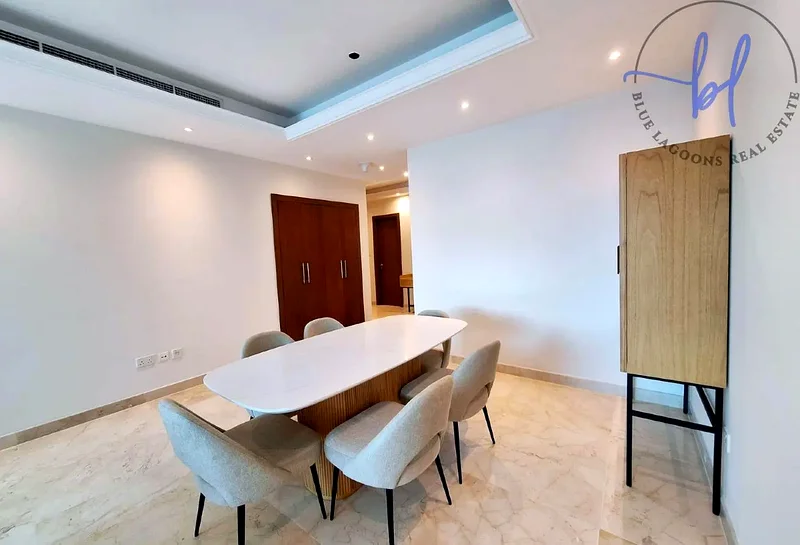 Full Marina View | Spacious Apt | Vacant late Sept63773343113859113