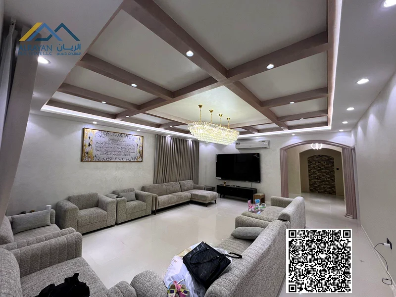 Including electricity, water, air conditioning and furniture. Freehold for all nationalities. Close to all services.63878711620098112