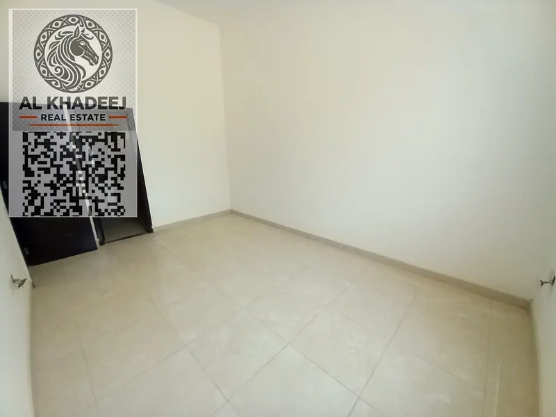 شقة فاخرة، غرفة نوم واحدة وصالون، للمقيم الأول، الروضة، بالقرب من مركز الحميدية63722633868035113