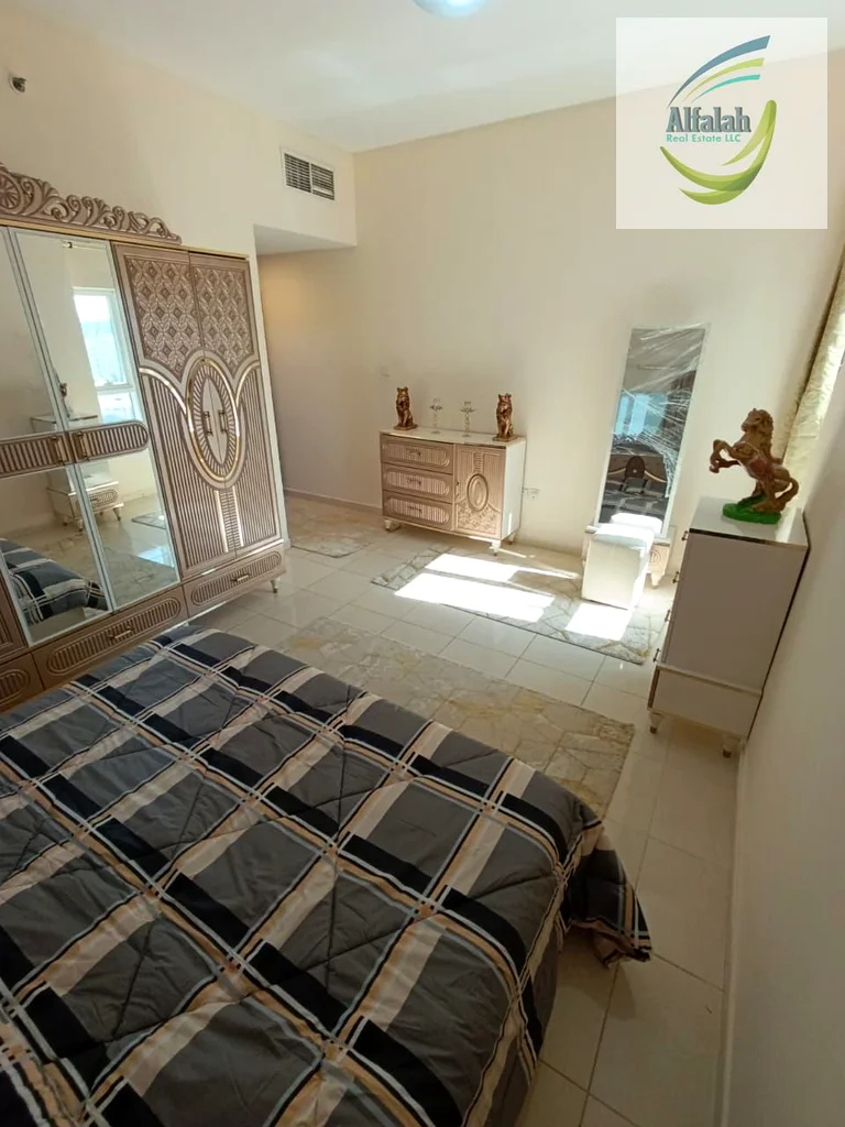 One-bedroom apartment for sale in Orient Towers. Special price. Payment plans with the developer. Open view.63867361010177113