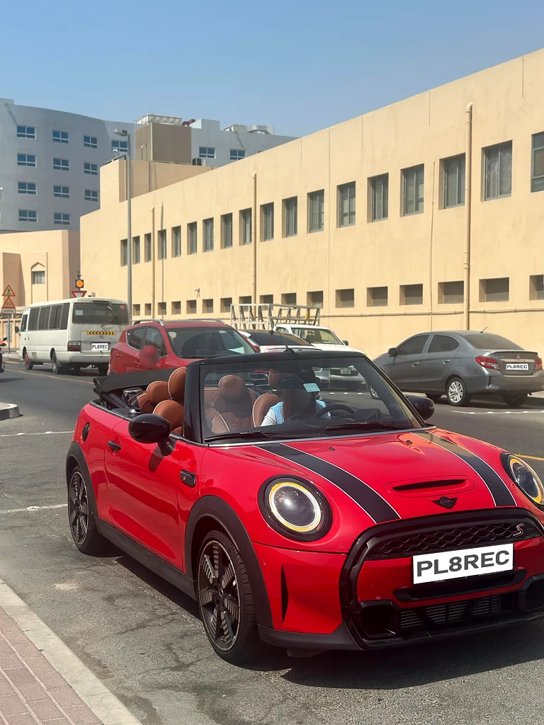 ميني كوبر S 2024 - كابريو رياضية وأنيقة - درهم إماراتي - 13500063613466678403113