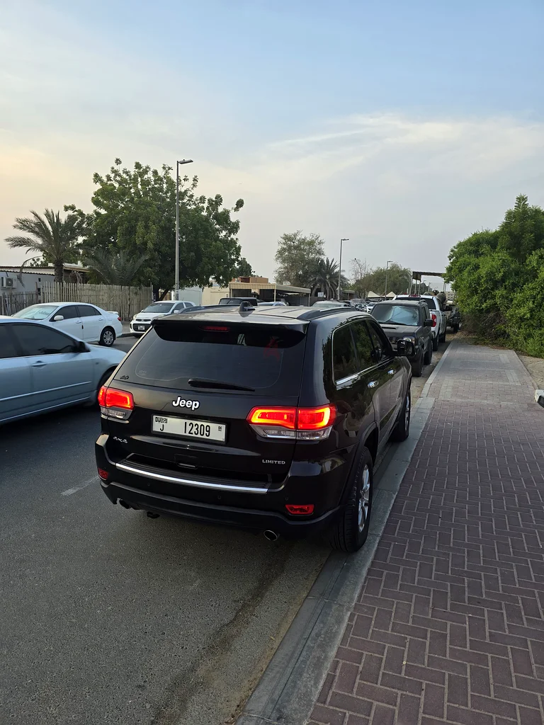 Jeep Grand Cherokee Limited 201563612071352065113