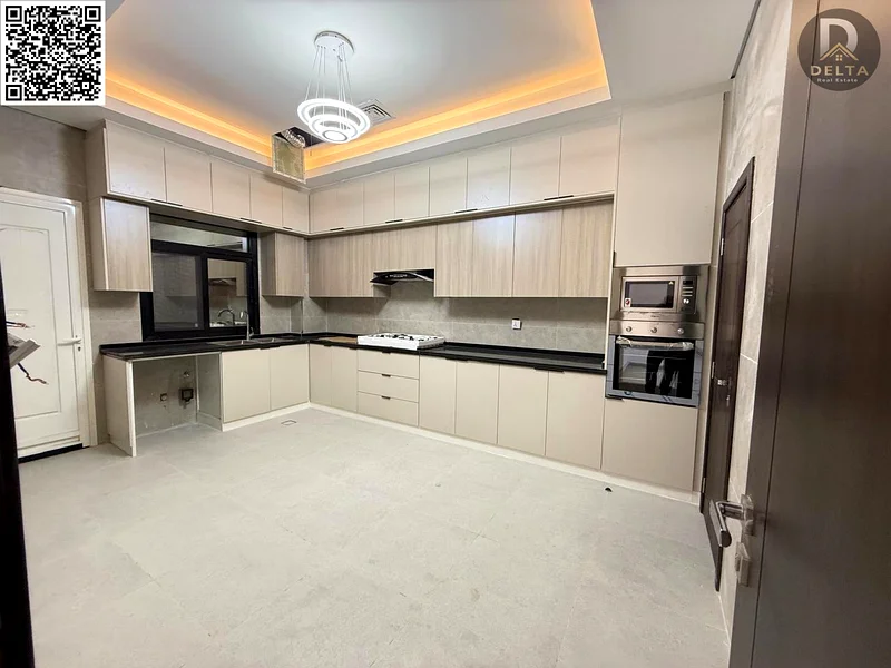 🏡 For sale directly from the owner - a luxurious two-story villa directly behind the mosque in Al Helio 2! 📍 Prime location - close to all amenities63904245624067114