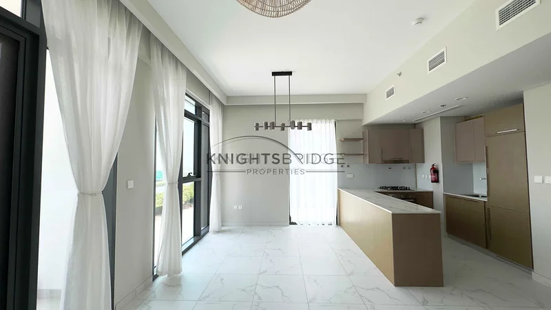 Burj View | Perfect Location | Chiller Free63804451534339113
