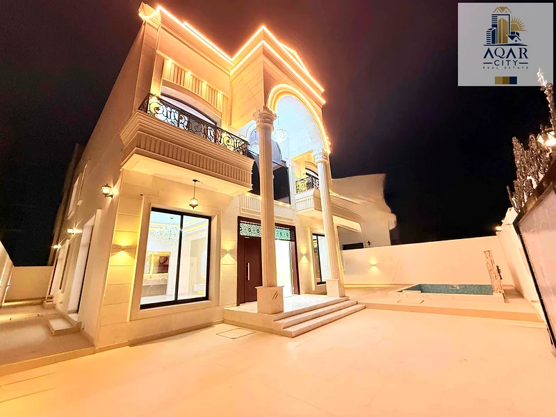 فيلا للبيع، متضمنة رسوم الملكية والتسجيل. خمس غرف نوم رئيسية، وصالة رئيسية، وقاعة، ومطبخ رئيسي. مقابل الخدمات. بالقرب من المسجد. مساحة الأرض 4600 قدم مربع. بناء63905218094337113