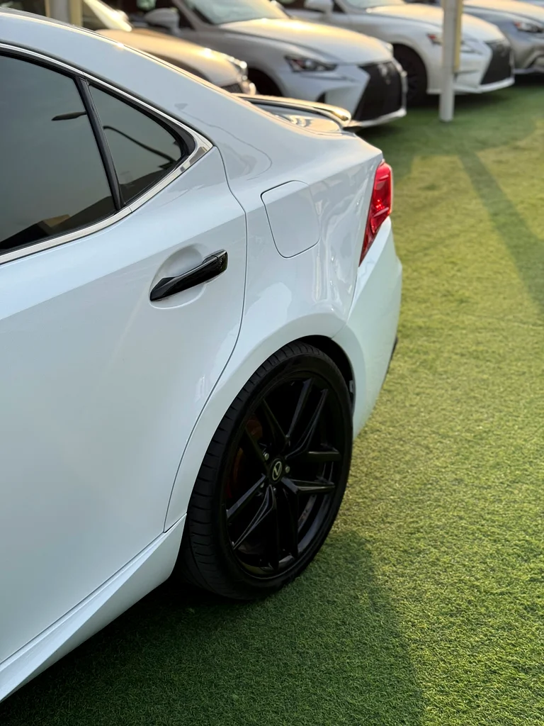 Lexus IS300 F-SPORT63612074499329113