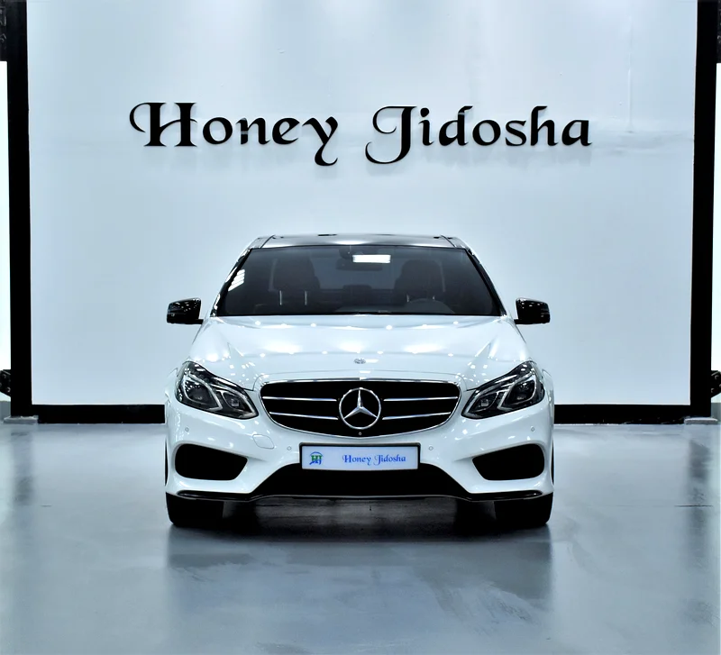 EXCELLENT DEAL for our Mercedes Benz E500 ( 2016 Model ) in White Color GCC Specs63613985910529111
