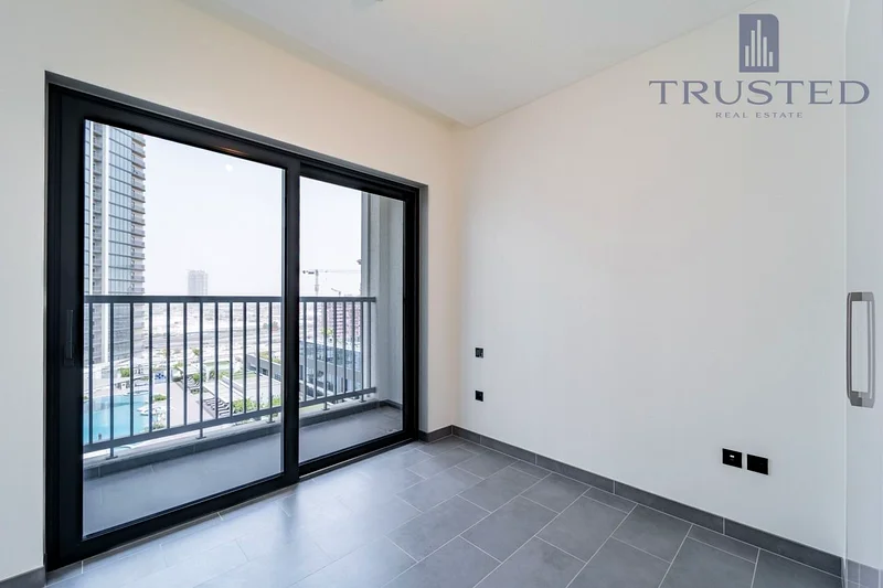 Pool View | 1BR | Huge Layout63758639636867113