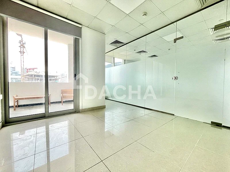 Close to Metro | Well-Maintained | Vacant64069635654657111