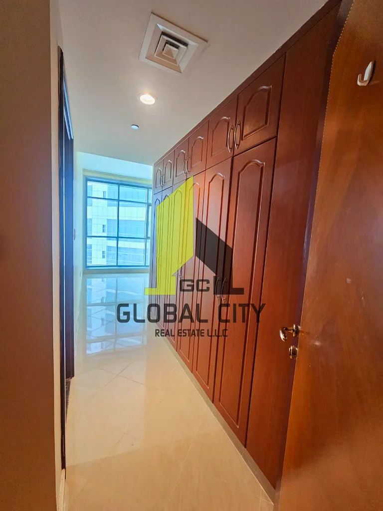 AVAILABLE 2BHK FOR SALE   SEA VIEW63874051293058113