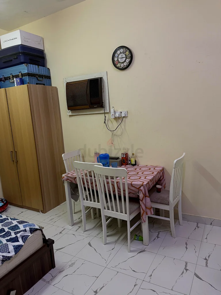 غرفة عائلية مفروشة بالكامل لمدة شهرين63623818095617111