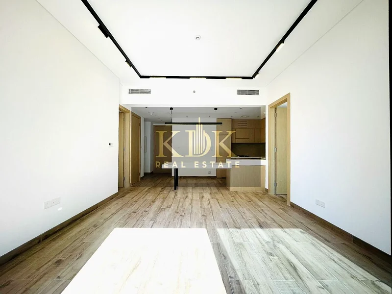 موقع ممتاز | وسائل راحة رائعة | جديد بالكامل63786759073410110