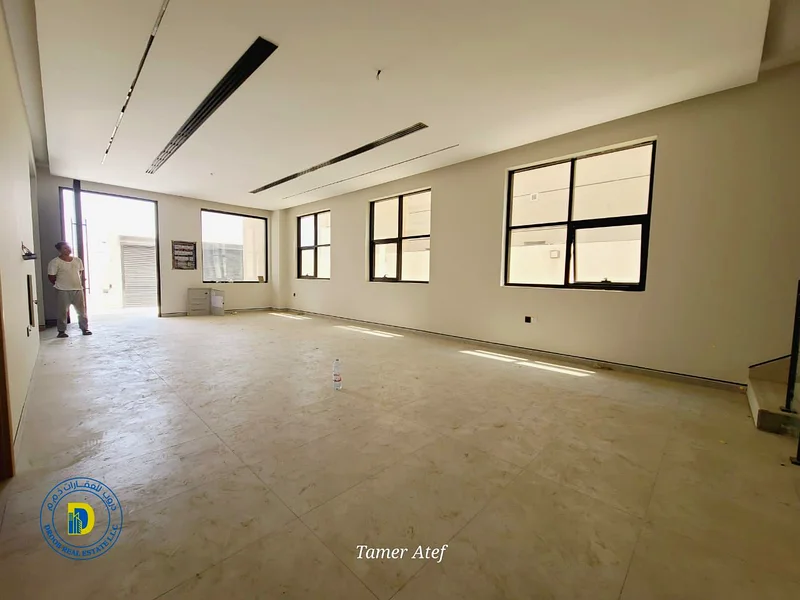 For the owners of luxury, a modern villa, 3 floors, 5BR with a roof in the Alia, including AC and an elevator, freehold for life , bank financing63877280110977113