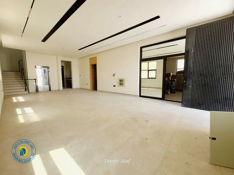 For the owners of luxury, a modern villa, 3 floors, 5BR with a roof in the Alia, including AC and an elevator, freehold for life , bank financing63877280110977112