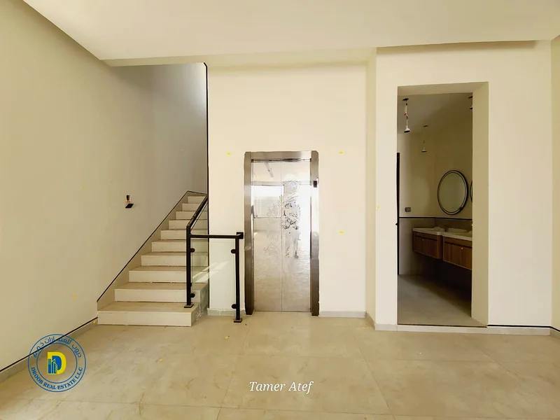 For the owners of luxury, a modern villa, 3 floors, 5BR with a roof in the Alia, including AC and an elevator, freehold for life , bank financing63877280110977114