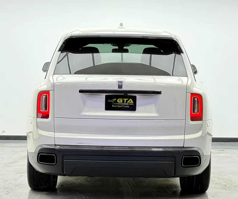 2022 Rolls Royce Cullinan Black Badge, Warranty, Full Service History, Fully Loaded, Canadian63612065207426114